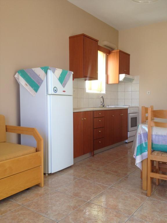 Апартаменты Margarita Αpartments Sea View Палеохора Номер фото